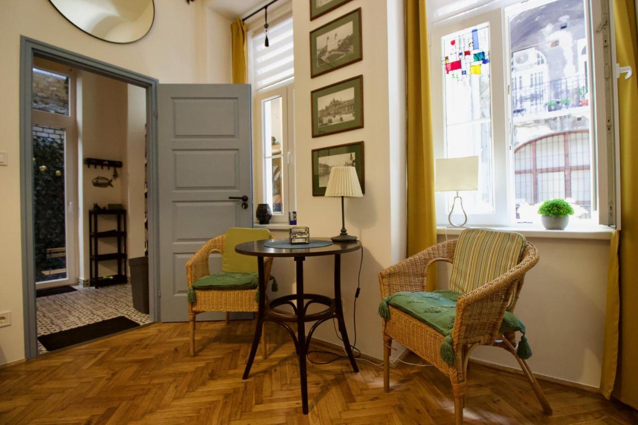 Downtown Lair Apartment Budapest Luaran gambar